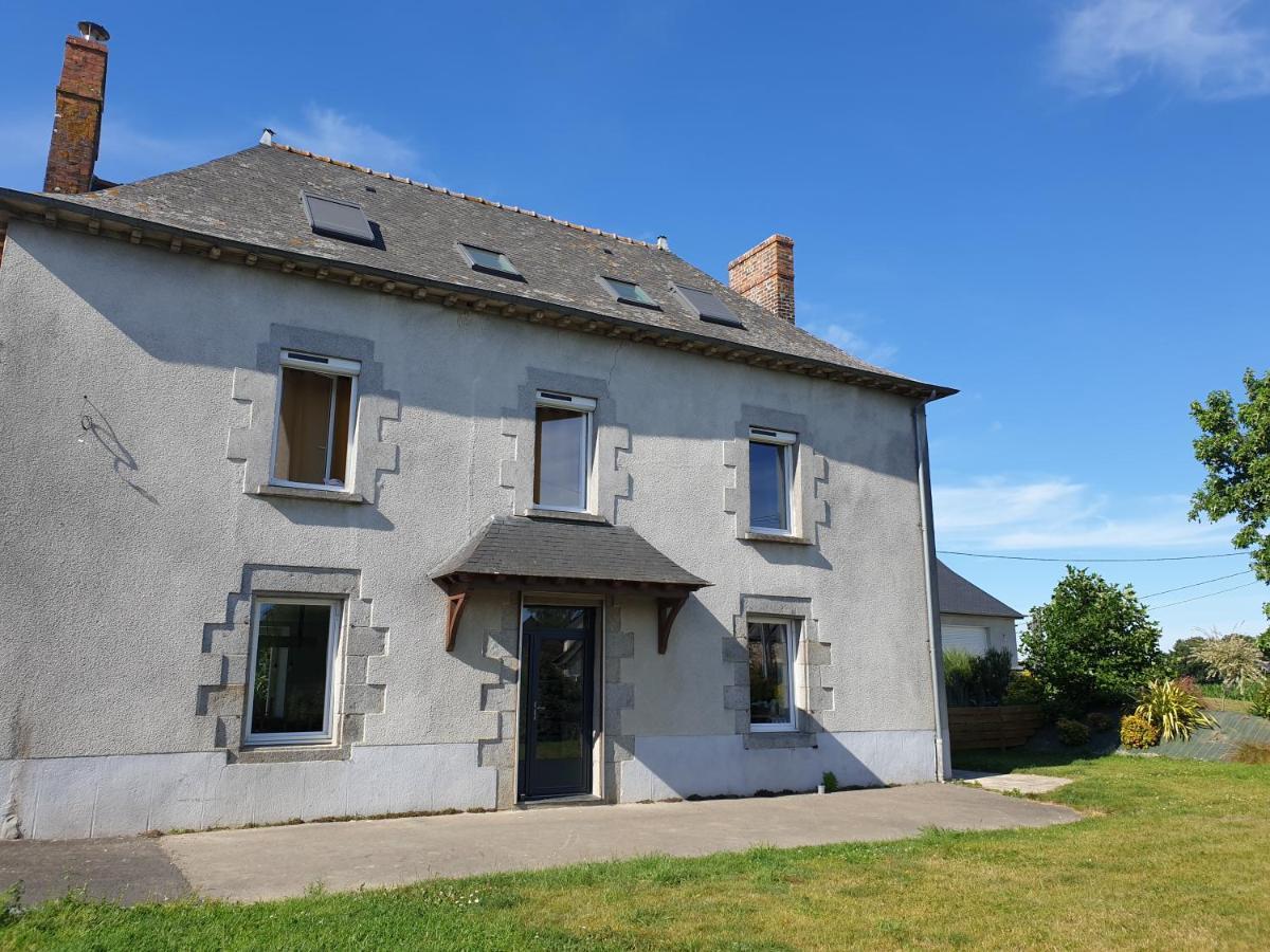 Chambre à la ferme TORCE Torcé Exterior foto
